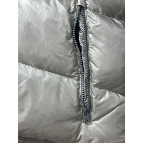 NWOT INDYEVA Silver Short Quilted Duck Down Hood Winter Ski Snow Puffer Jacket - Picture 5 of 15